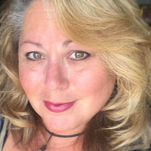 Meet your Posher, Carey